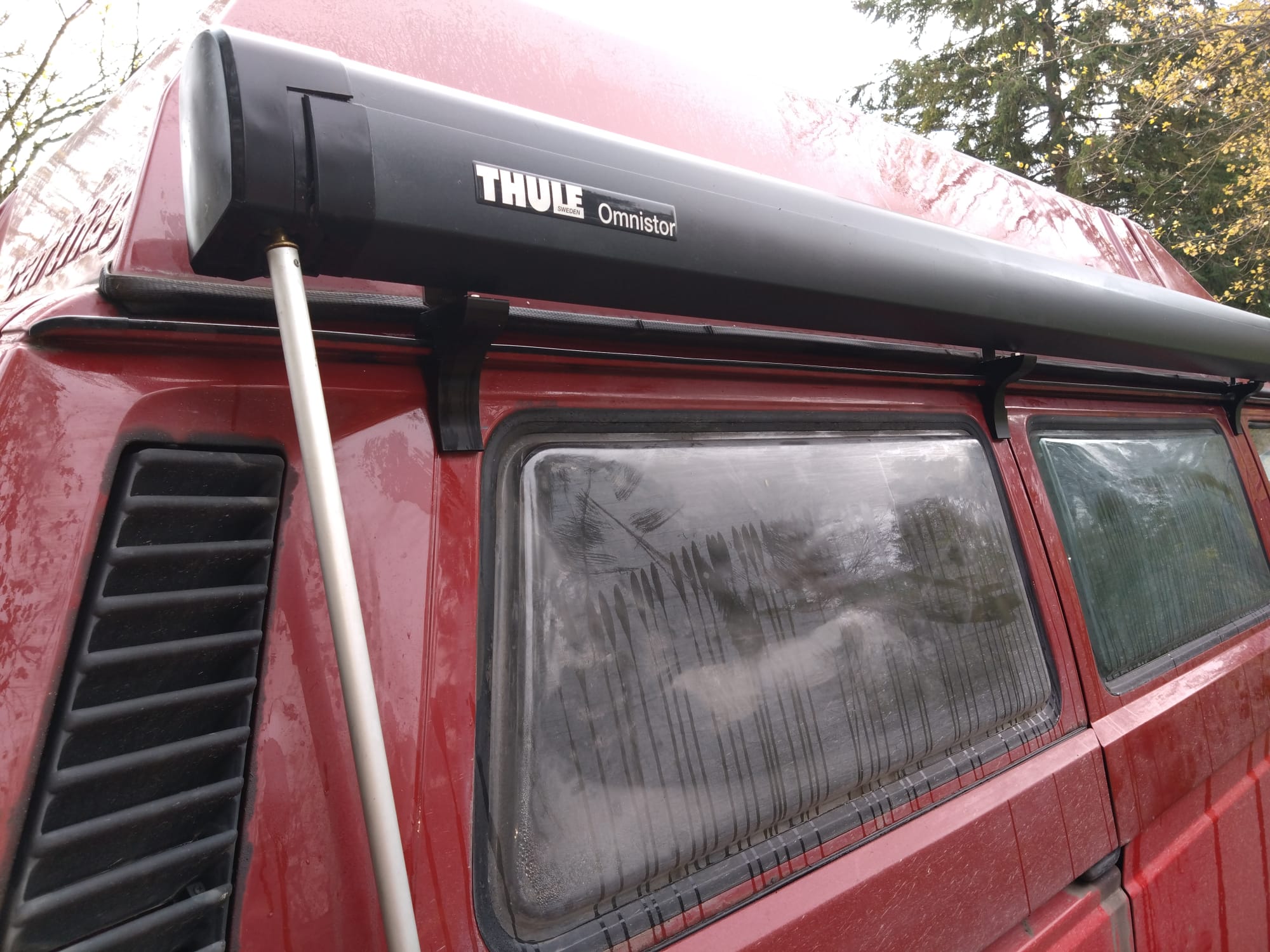 Premium awning holder for VW T3 Carthago lifting roof